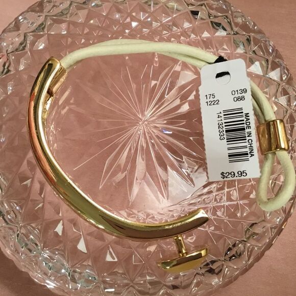 NWT The Limited Brand Goldtone Button Bracelet - Picture 4 of 6